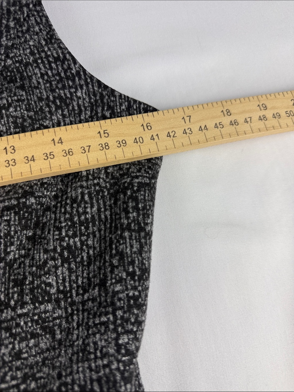 White House Black Market Tweed Sheath Dress Gray Sleeveless Size 4 - Picture 3 of 11